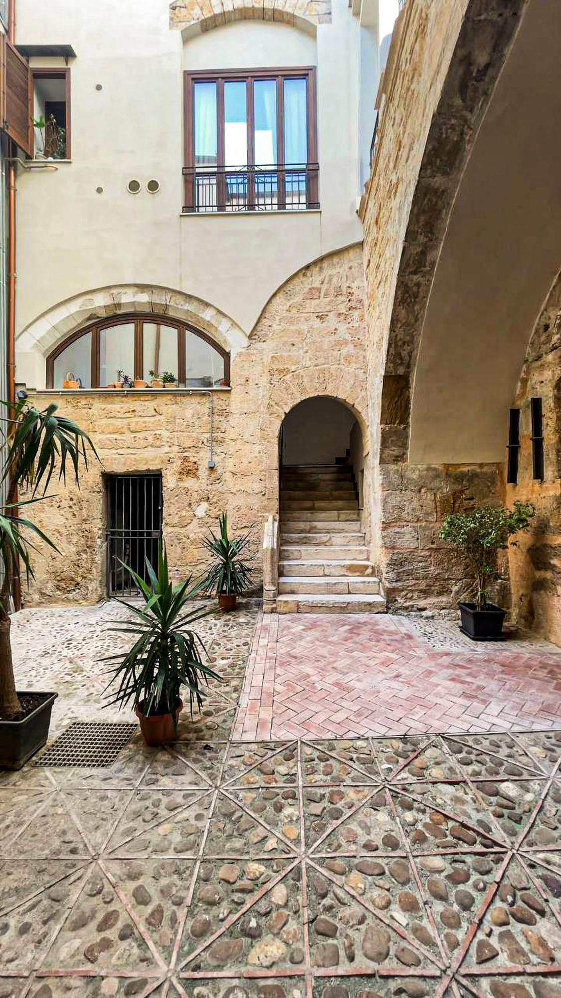 Casa Marchese Apartment ปาแลร์โม ภายนอก รูปภาพ